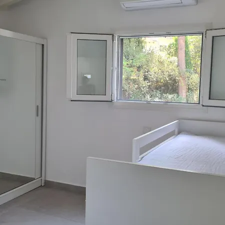 Sani Olyvia Holiday home *